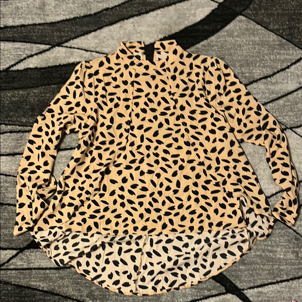 Stylish Black and Tan Patterned Blouse